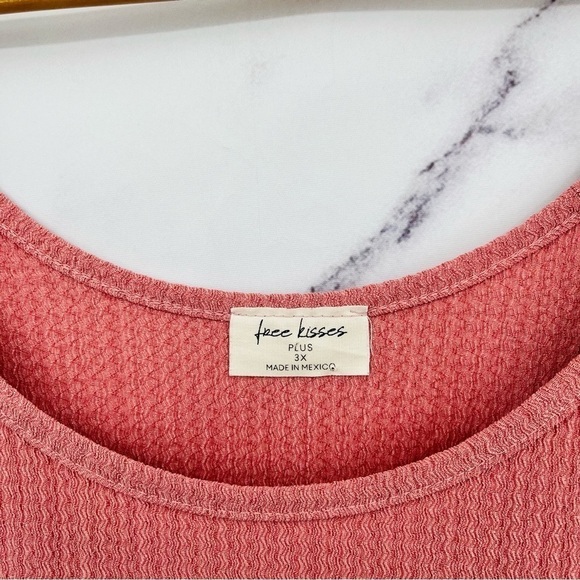 Free Kisses Blush Pink Peplum Top - Picture 2 of 3